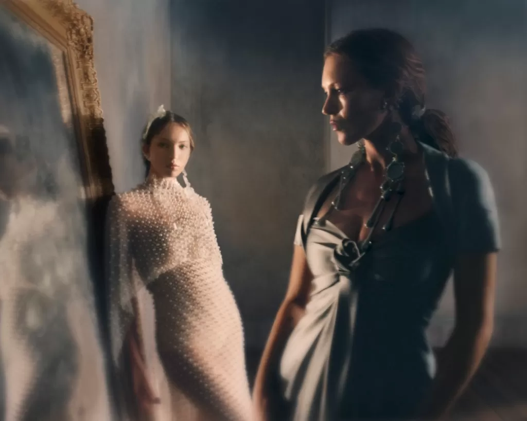 The Fendi Set : Le livre et les photographies qui continuent de faire rêver le monde de la mode…