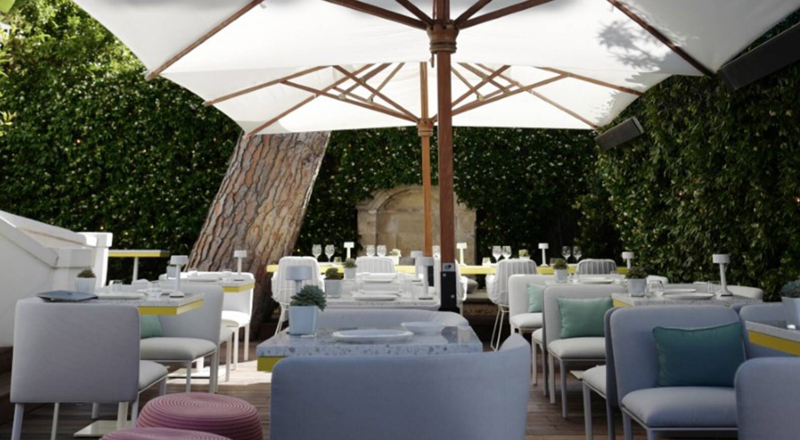 Louis Vuitton ouvre un nouveau restaurant à Saint-Tropez 