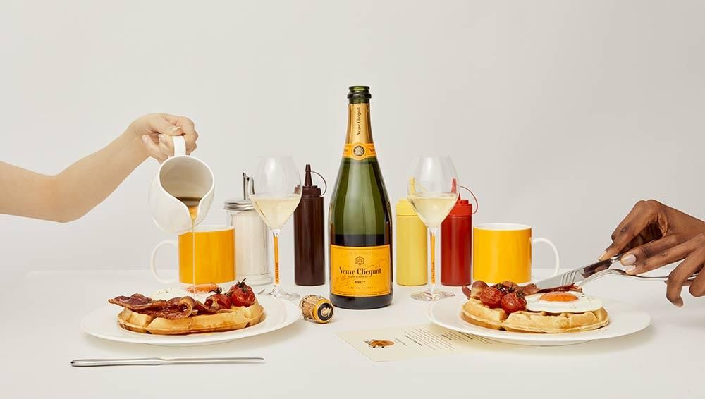 Le champagne Veuve Clicquot lance un café pop-up à Soho pour célébrer son 250e anniversaire