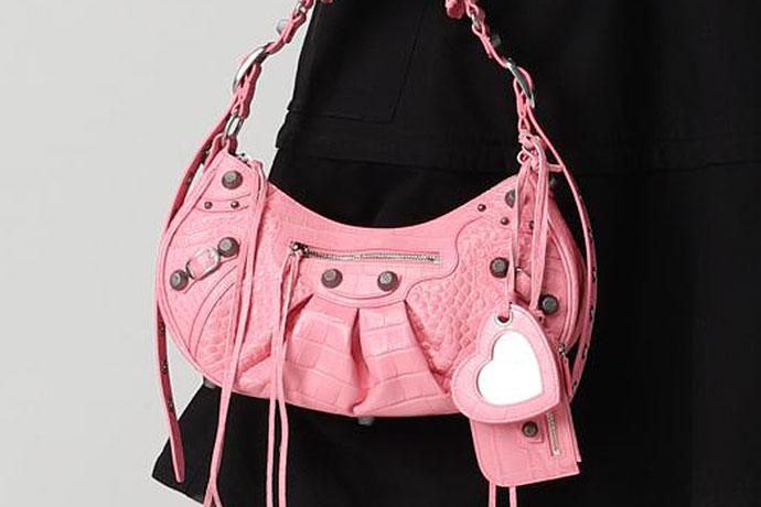 Le Cagole de Balenciaga, quand les années 2000 font leur grand retour