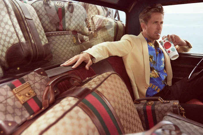 Visitez la première boutique Gucci Valigeria
