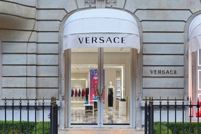Versace Rue Montaigne rouvre ses portes !