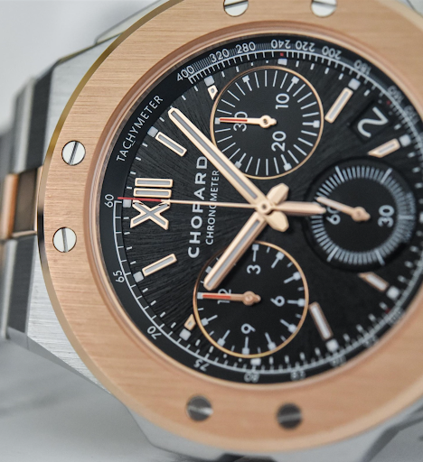 Chopard Alpine Eagle XL Chrono, aussi perçante que l'œil d'un Aigle