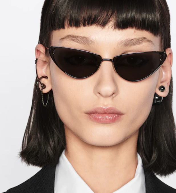 MissDior Sunglasses : Découvrez la nouvelle forme graphique du papillon